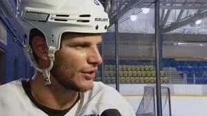 hi-bc-1201011-kevin-bieksa-canuck-4col