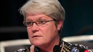 hi-ott-robyn-benson-psac852