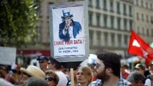 snowden-protest-300-rtx1217
