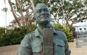 nl-bob-hope-statue-2012