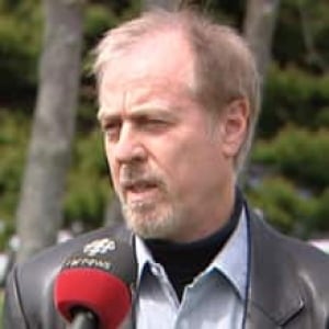nl-wiseman-merv-20120508