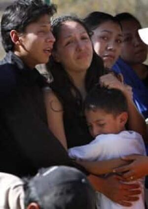 si-pemex-funeral-220-039304