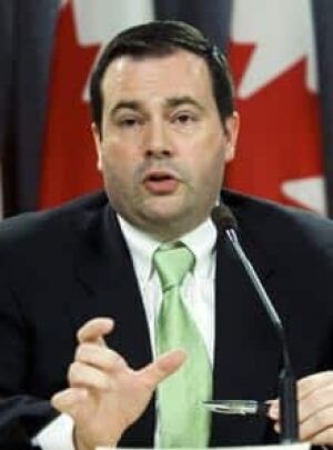 si-kenney-cp-10596785