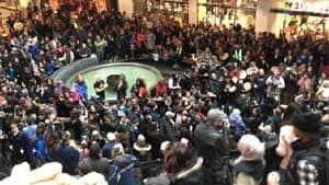 ii-spence-eaton-centre