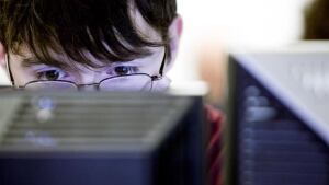 hi-computer-user-cp02297501