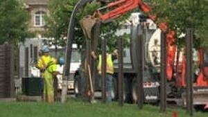 si-ott-bylaw-fence-220
