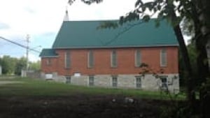si-ott-claytonchurch-220