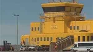 mi-iqaluit-airport-summer