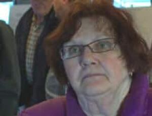 pe-si-joycemacdonald