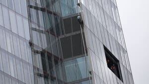 hi-greenpeace-shard-0471092-4col
