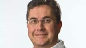 si-nb-unb-eddie-campbell-220