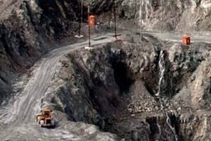 ii-asbestos-mine-cp-01677942-300