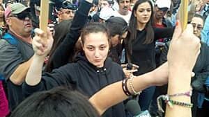 mi-300-yatim-protest