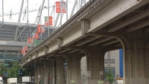 hi-bc-130626-vancouver-viaducts-georgia-1