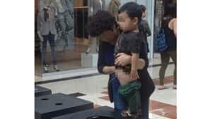 mi-bc-130830-boy-pee