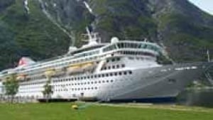 si-ms-balmoral-titanic