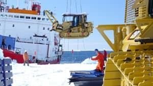 ranulph-fiennes-bulldozer13