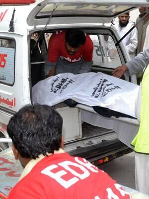 si-pakistan-bus-victim-300-getty-175672599
