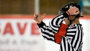 hi-bc-121106-minor-hockey-referee-4col