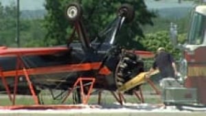 si-ott-biplane-flipped-220