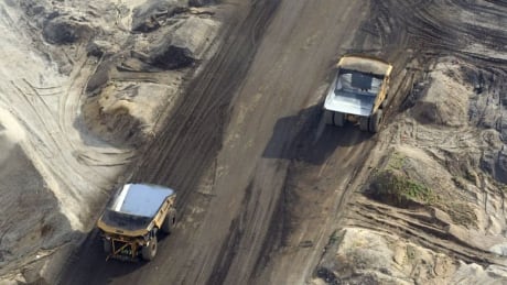 hi--oilsands-development