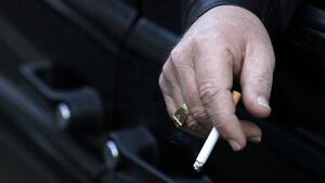 si-cigarette-rtr2u3ja