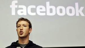 hi-zuckerberg-facebook-852--8col