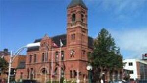 pe-si-charlottetown-cityhal