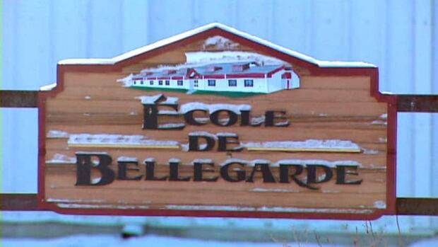 hi-ecole-de-bellegarde-2013