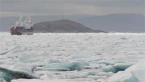 mi-iqaluit-sealift-ice