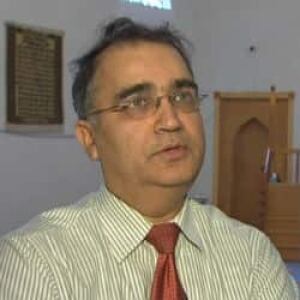 nl-pirzada-cemetery-20130315