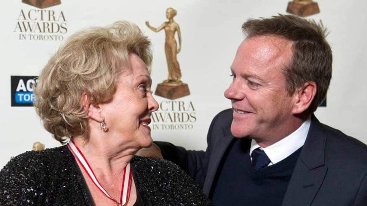 Actress Shirley Douglas, Canadian activist and mom to Kiefer Sutherland,  dead at 86 | CBC News