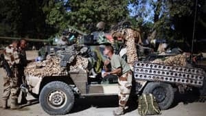 ii-mali-fighting-03864457