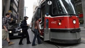 hi-streetcar-ttc-852