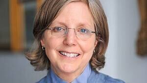 mi-deb-coyne-300