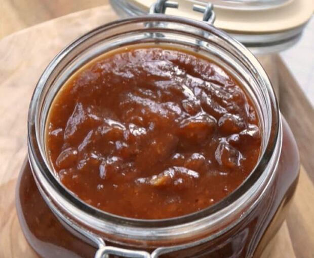 fi-rubarb-barbecue-sauce