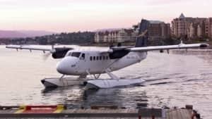 hi-twinotter-852-4col