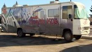 hi-health-bus-852-3col