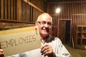 employee-300