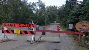 mi-devon-road-closed