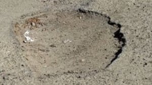 hole-3col
