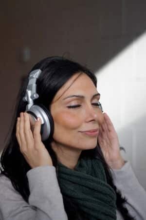 sm-300-music-listening-salimpoor2hr