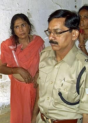 honour-india-300-rtr2dk4x