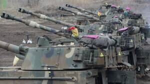 300-korea-tanks-rtxy5gg