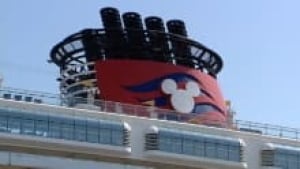 mickeyship_220x124_1