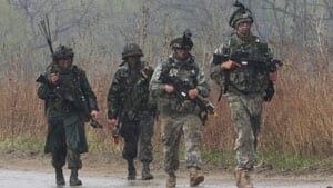 inside-korea-soldiers-04338