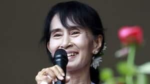 300-suu-kyi-cp-0244