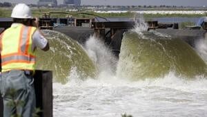 si-300-lake-pontchartrain-pumps-3481813