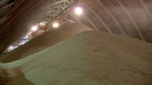 mi-potash-stockpile-121214