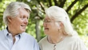 si-seniors-couple-220-cp-is